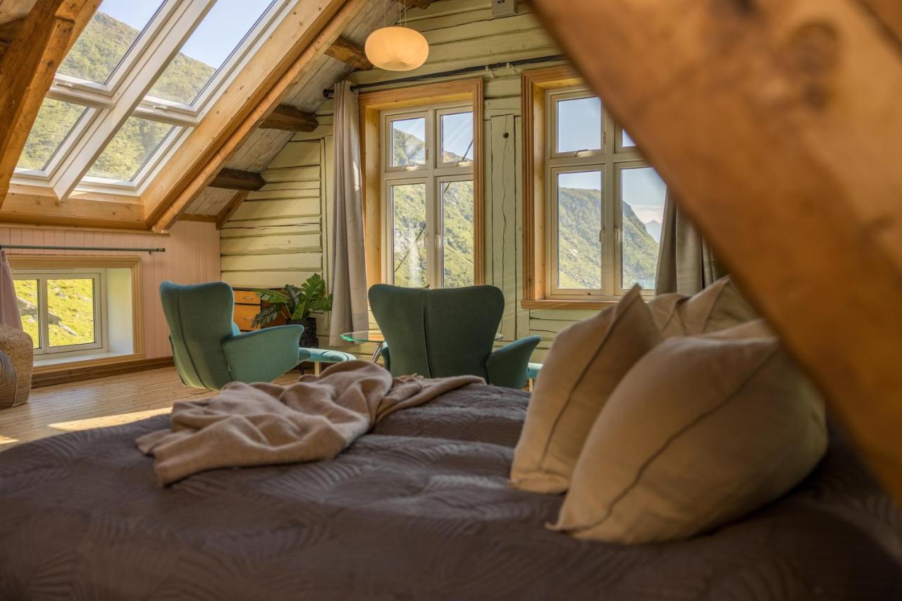 Feriehus Med Flott Havutsikt Ved Hauklandstranden Leknes Bagian luar foto