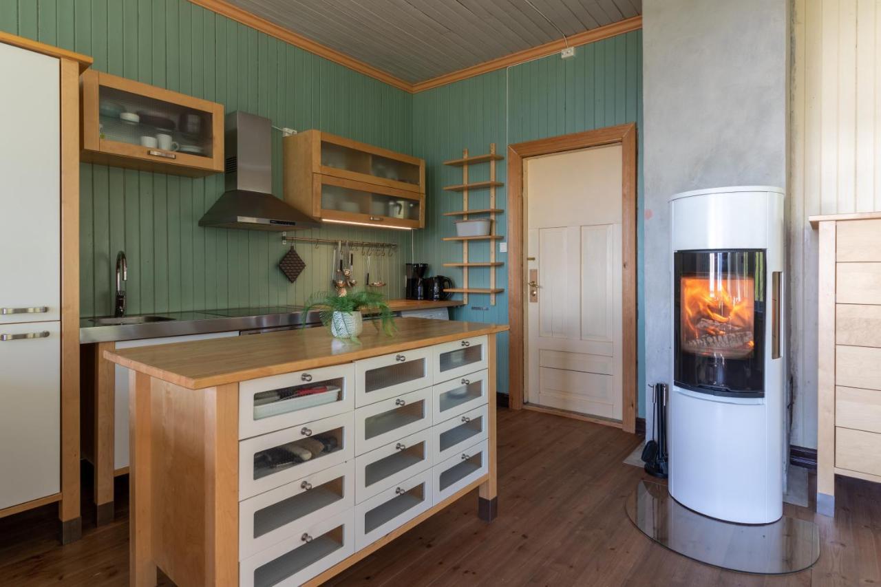 Feriehus Med Flott Havutsikt Ved Hauklandstranden Leknes Bagian luar foto